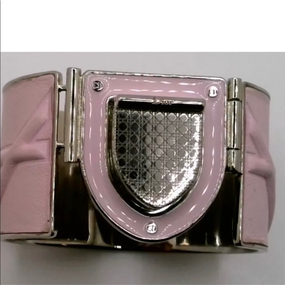 DIOR 💯% authentic diorama pink metal/leather cuff - Picture 5 of 13